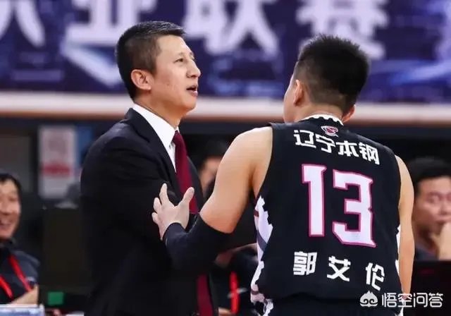 辽宁男篮对阵北控男篮比赛中，郭艾伦撒娇要求看录像回放，为什么郭士强开始不同意？