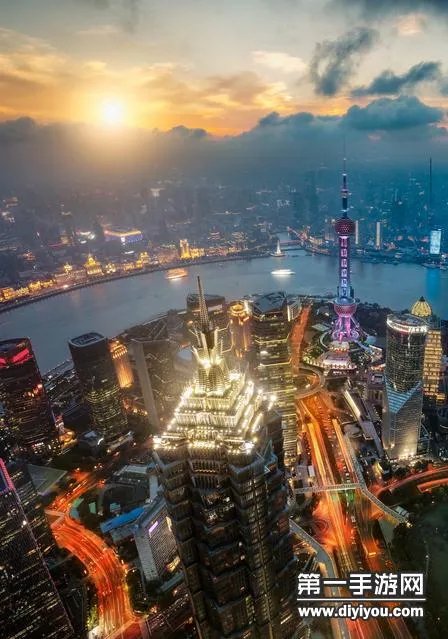 英雄联盟S7总决赛将至 LOL美服官网开赛日期公布