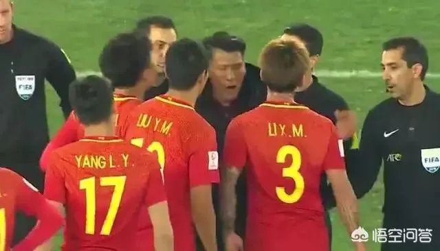 裁判抢戏，u23国足惜败卡塔尔惨遭淘汰，你怎么看？