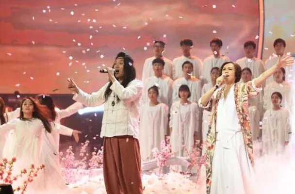 陈洁仪老公图片遭曝光 夫妻两人曝光不要小孩