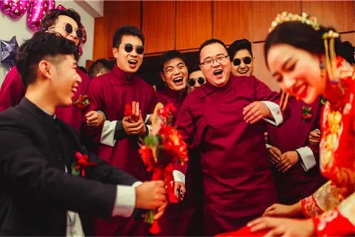 新郎需要给伴郎红包吗 当伴郎能收到多少红包