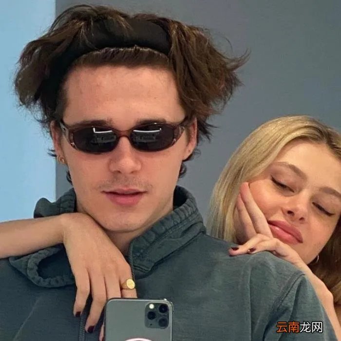 贝克汉姆一家组团秀恩爱 贝克汉姆结婚照