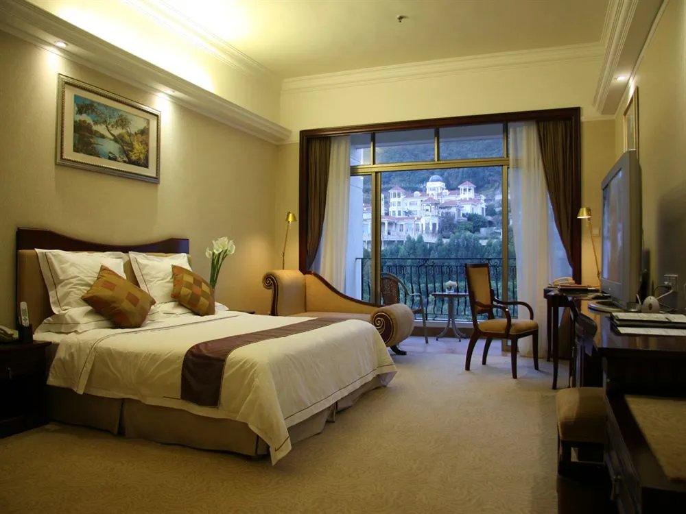 广州凤凰城酒店的介绍