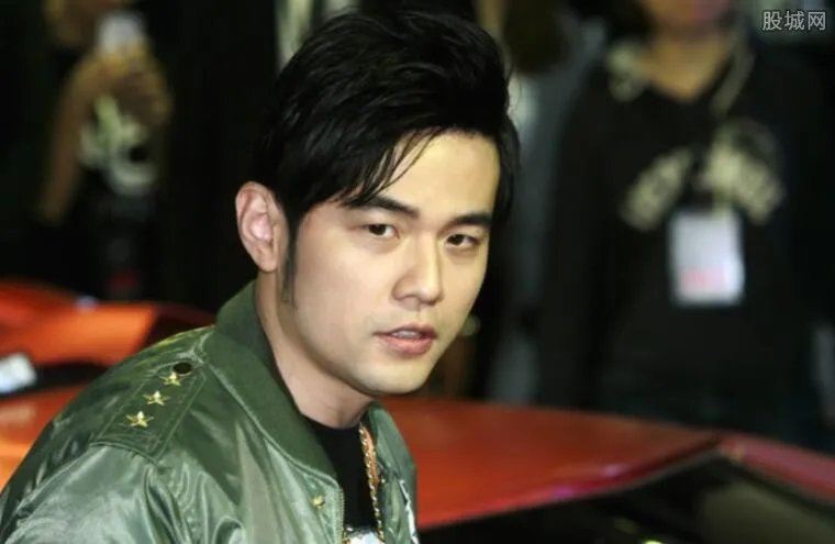 陈年骂周杰伦是怎么回事 陈年为什么要骂周杰伦垃圾