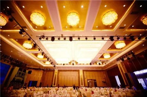 昆明婚庆酒店推荐 新人怎样选择婚宴酒店