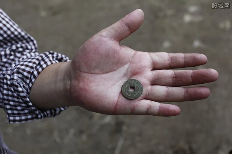 汉代五铢钱值多少钱 汉代五铢钱收藏价值大吗？