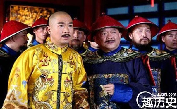 解析和珅跌倒嘉庆吃饱什么意思