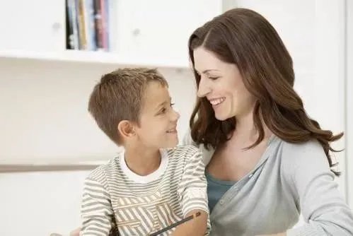 郑爽说太早懂事不是幸福，什么样的孩子更容易早一点懂事？