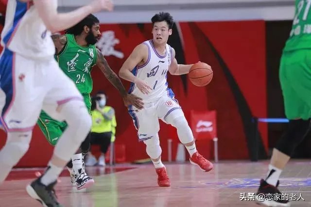 辽宁男篮竟然输给了四川男篮，这其中的原因是什么呢？