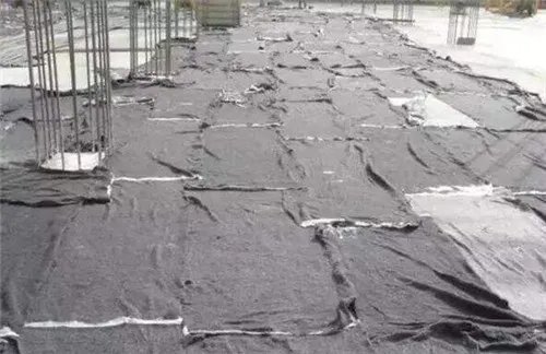 混凝土出现气泡怎么解决