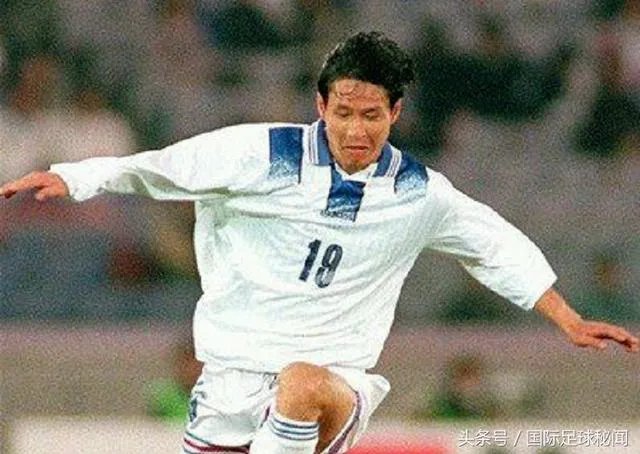 东亚杯-国足1-2负日本，你怎么看？