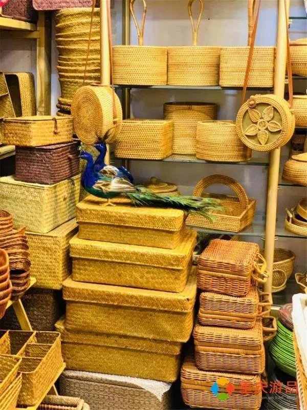 重庆朝天门批发市场里有什么?