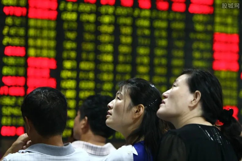 南都电源董事醉驾 朱保义现在怎样及照片引关注