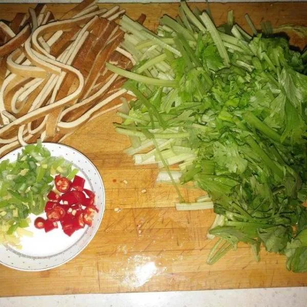 香干炒芹菜的做法？