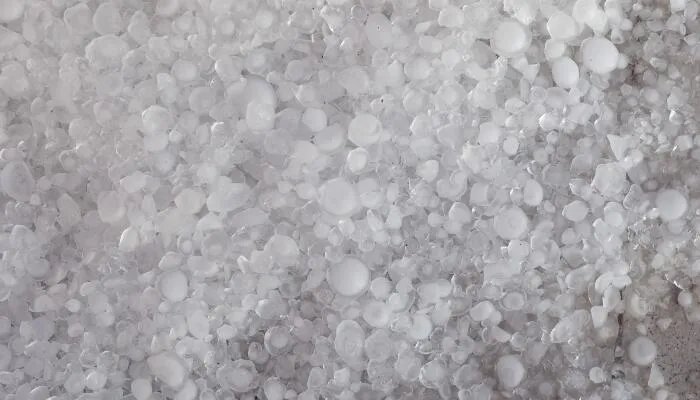 湖北暴雨大风雷电冰雹来袭 武汉发布雷雨大风橙色预警