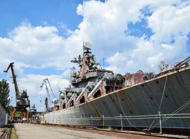 乌克兰号巡洋舰用的是什么动力系统？