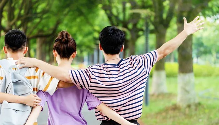 文科生可以报哪些大学 文科生能够报哪些大学