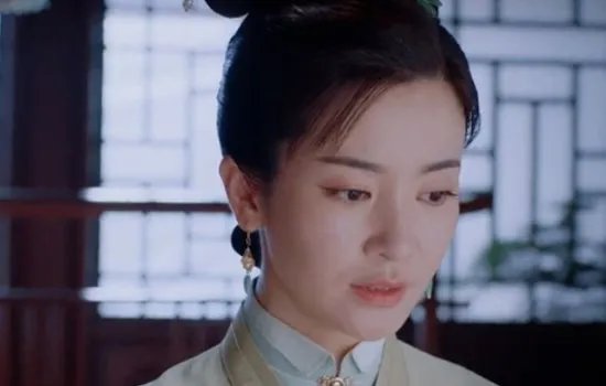 李晟说李佳航是极品黑，秦姨娘这一角色为何会“黑化”？