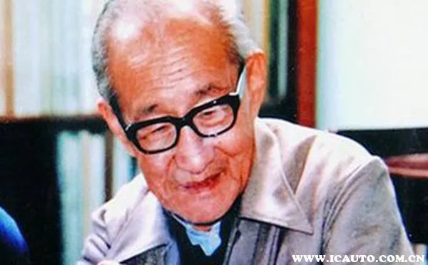 世界是先有汽车还是先有红绿灯？红绿灯是谁发明的