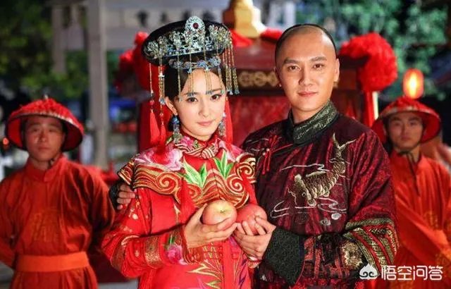 为什么说电视剧《宫》三大主演杨幂冯绍峰佟丽娅情史轨迹很相似？