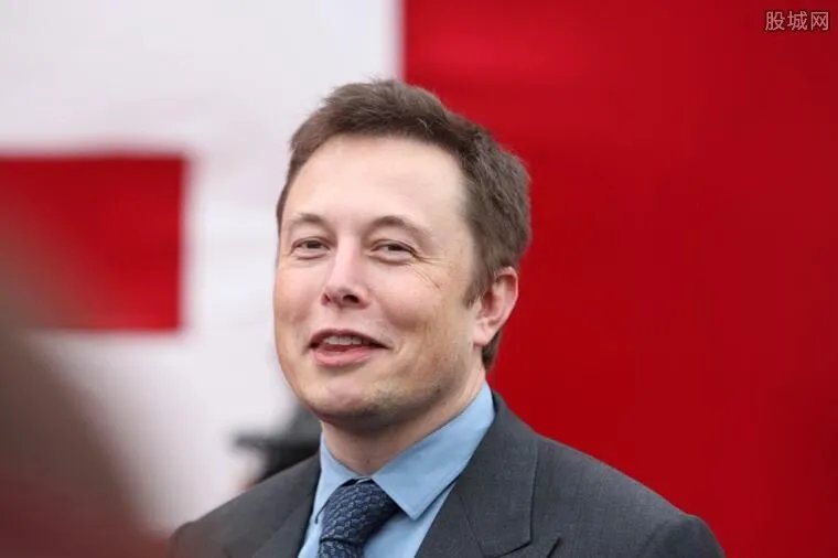 马斯克感谢中国 正式打开中国市场的闸门
