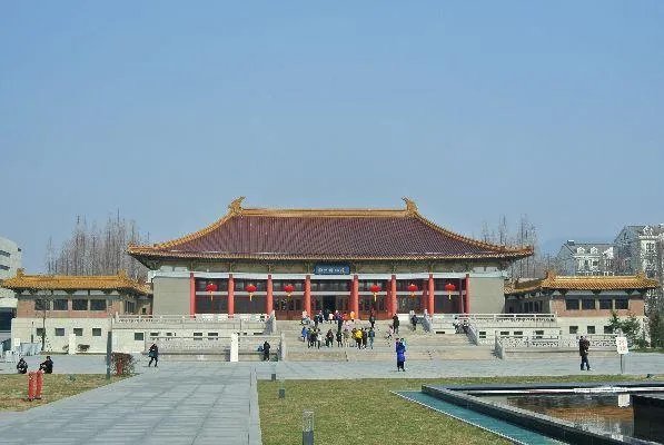 南京名胜古迹和风土人情?