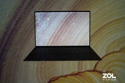 戴尔新款XPS 13上手体验 四面极窄边框视觉震撼