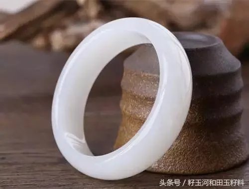 和田玉手镯价格是多少?