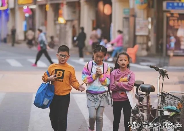 人文摄影，有什么样内涵的作品才可以称为人文摄影？