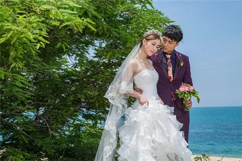 海南婚纱摄影排名    海南拍婚纱照哪家好