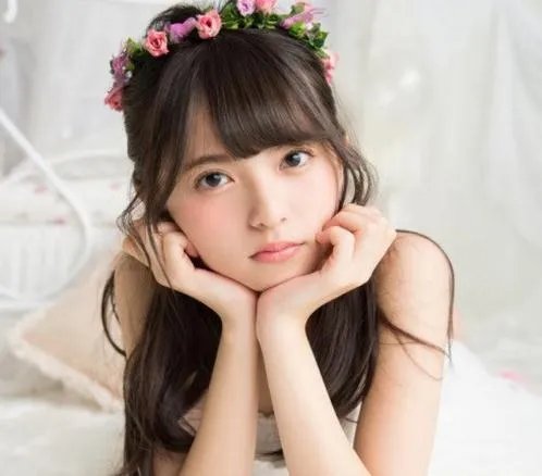 日本女星脸长18cm齐藤飞鸟瘦脸方法被追捧