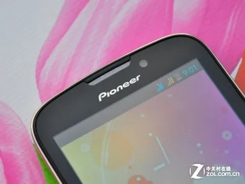 9.2毫米+杜比音效 双卡双核先锋E80w评测