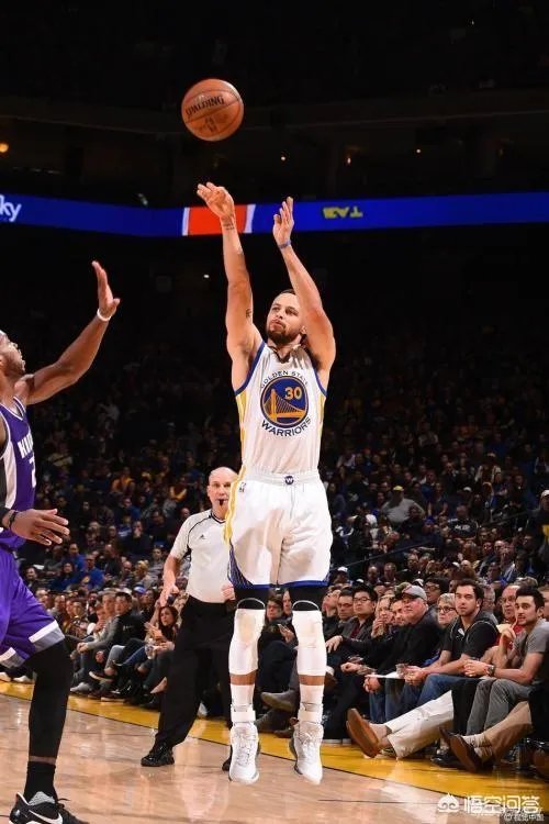 如何评价库里和汤神的三分命中率？