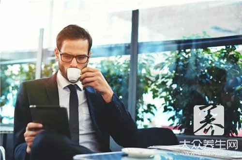 男人那东西只剩一个还能正常吗？                                      