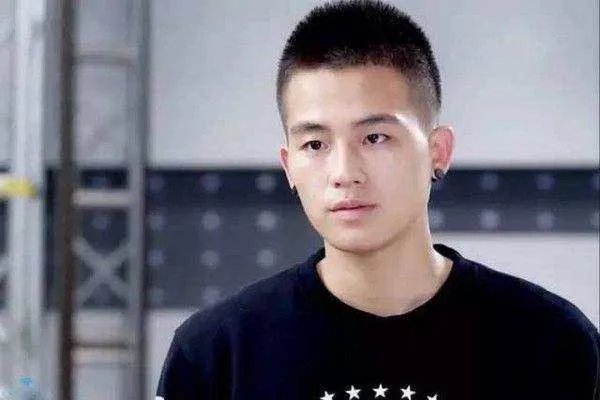 天枰座女和什么星座最配？