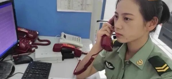 00后女枪王退伍时哭成泪人,具体是怎么回事?