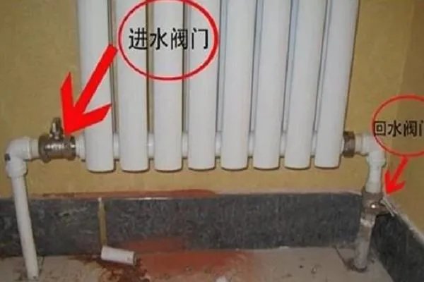 暖气放气正确方法