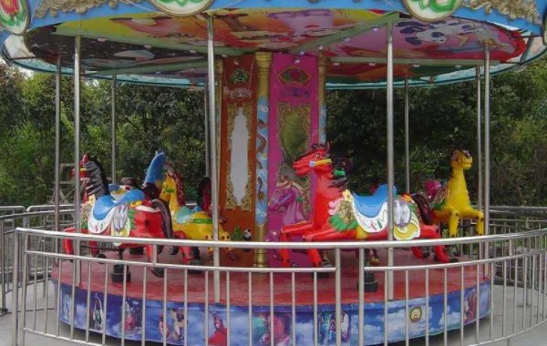 旋转木马的英文名是什么