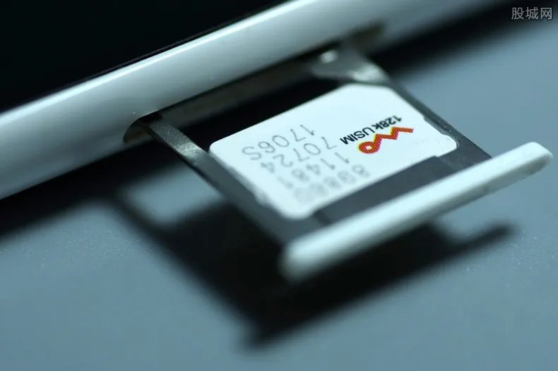 联通回应靓号被封 回应称因营业员失误已开除