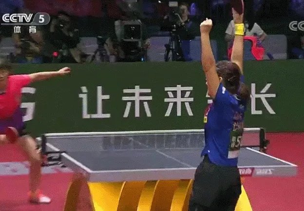 平野美宇为何要祝贺刘诗雯世乒赛夺冠呢？