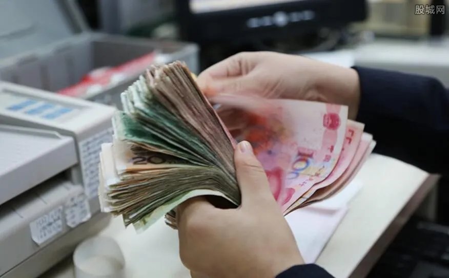 200元人民币面世 它到底长什么样？