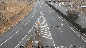 山东一司机在高速上仅1分钟驾照被扣30分，你怎么看？