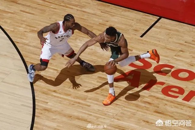 双加时，莱昂纳德36分擒住雄鹿，怎么评价这场比赛？
