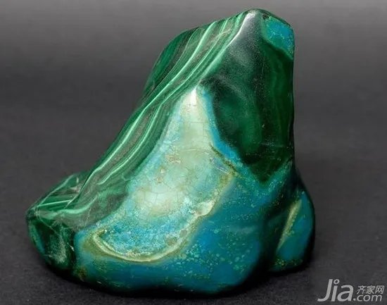 孔雀石的功效与作用 孔雀石图片欣赏