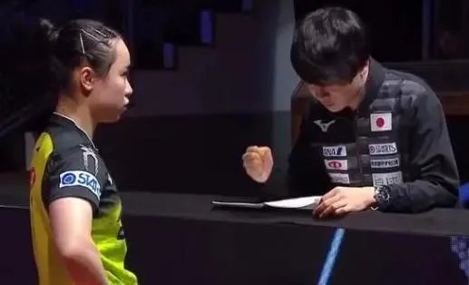 日本乒乓球选手伊藤美诚为什么这么厉害?