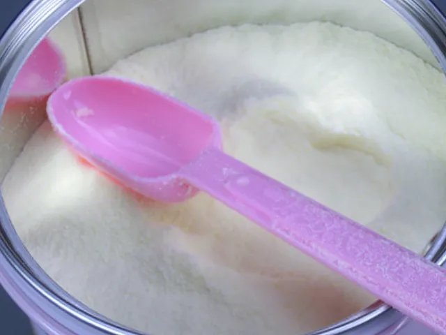 贝智康一段奶粉一平勺是加60ml水吗？