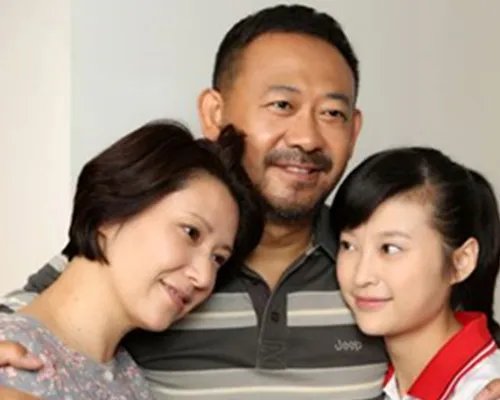 姜武老婆宋妍个人照片 曝恩爱夫妻的恋爱史