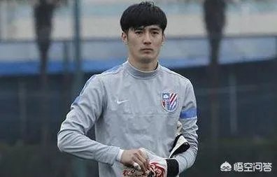 当年国足1-5输给泰国队的比赛中，中国队守门员是谁？他近况如何？