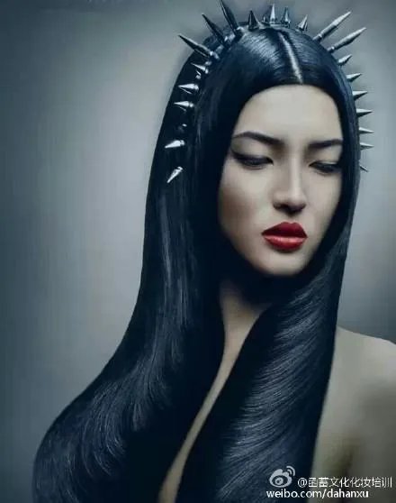 哥特妆的四种哥特妆