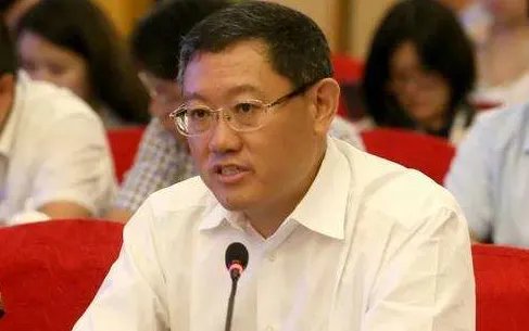 福建省委组织部副部长何